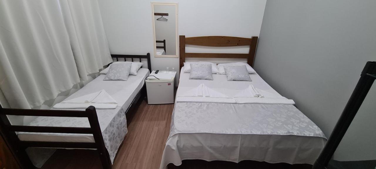 Hotel Veleiro Sao Sebastiao  Exteriör bild